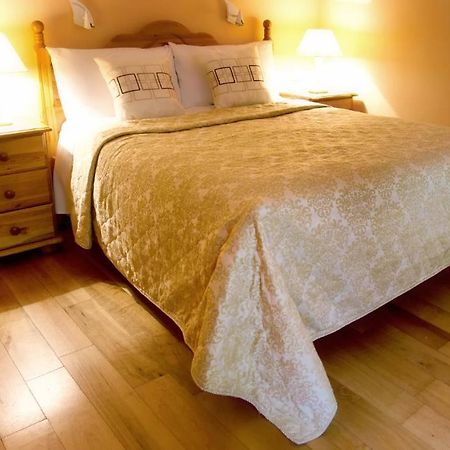 Mccarthy'S Lodge B&B เวสต์พอร์ต ห้อง รูปภาพ
