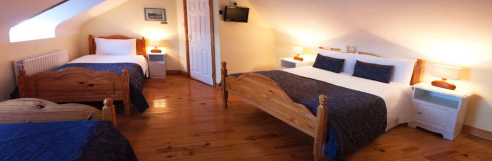 Mccarthy'S Lodge B&B เวสต์พอร์ต ภายนอก รูปภาพ