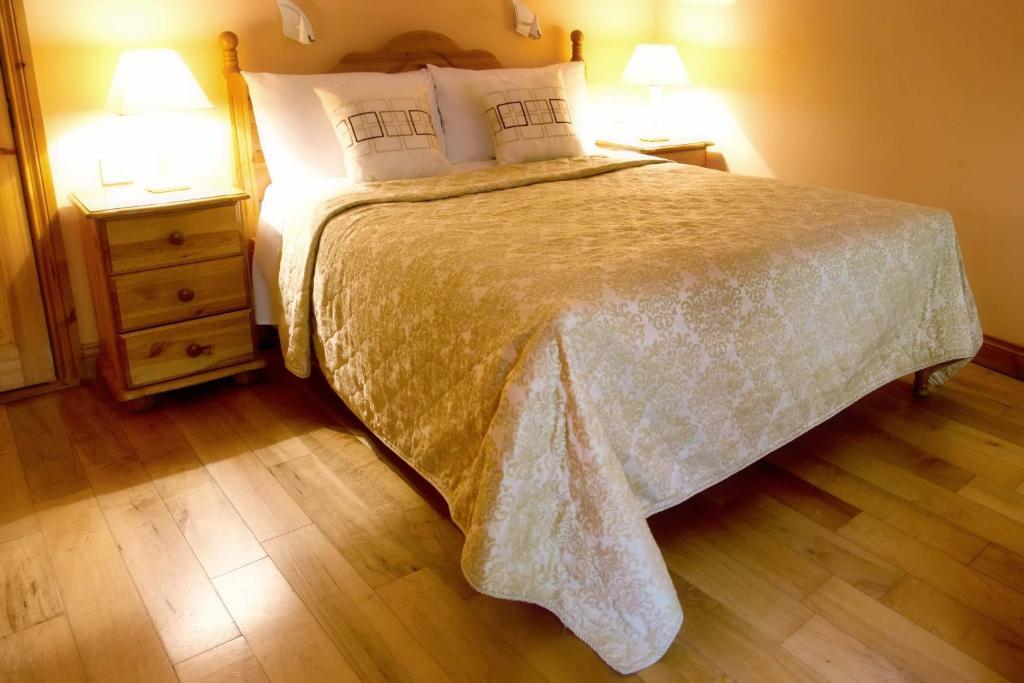 Mccarthy'S Lodge B&B เวสต์พอร์ต ห้อง รูปภาพ