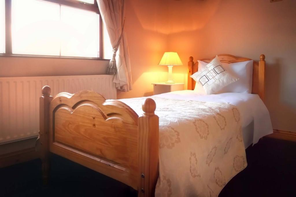 Mccarthy'S Lodge B&B เวสต์พอร์ต ห้อง รูปภาพ